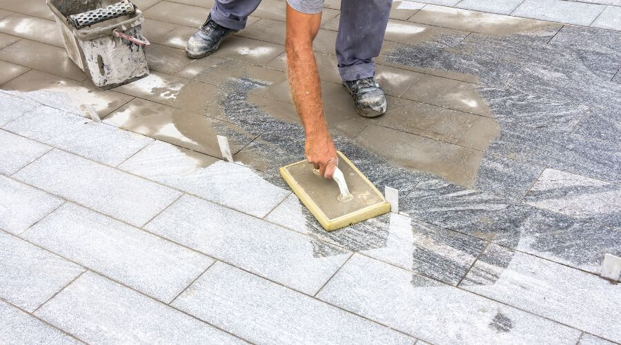 Professional residential roofers in Smithville, TX